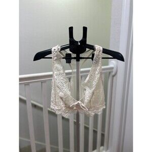 Victoria’s Secret Lace Racer Back Bralette Top Size Large